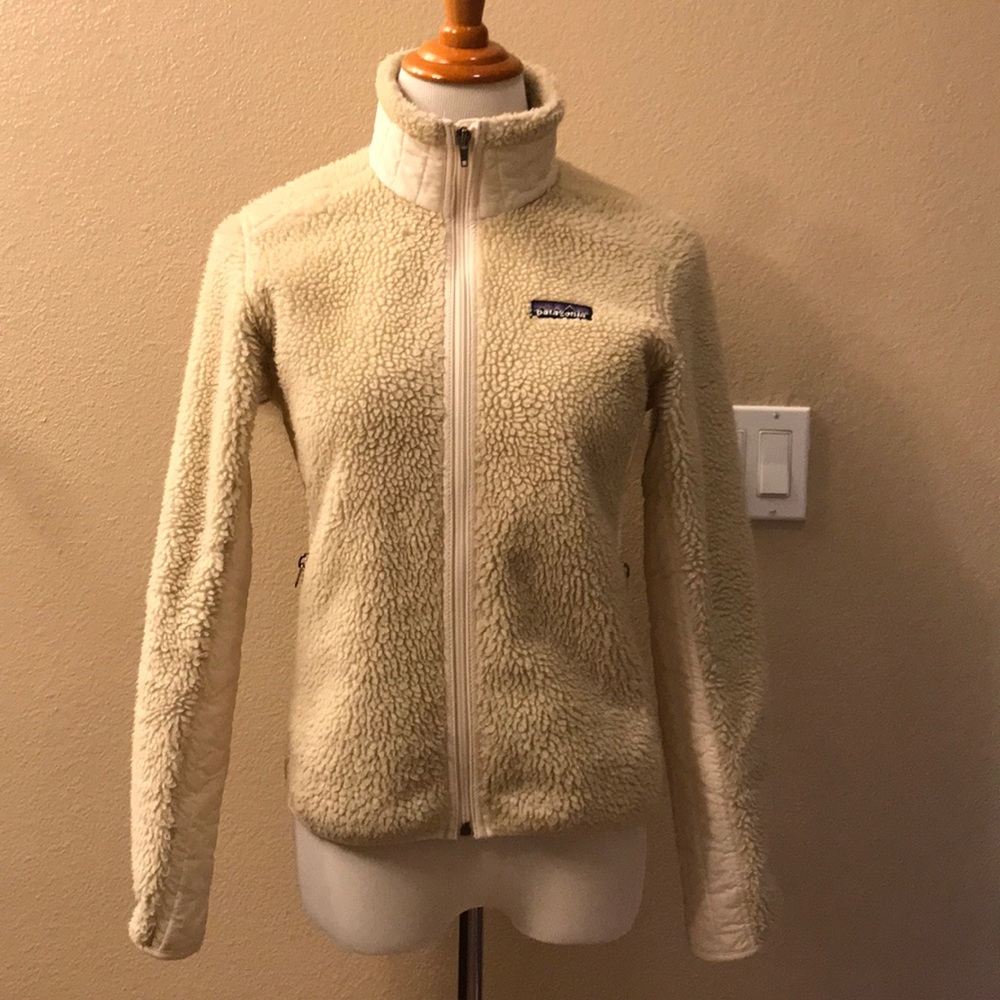 Patagonia Retro-X cream colored jacket, sz Small